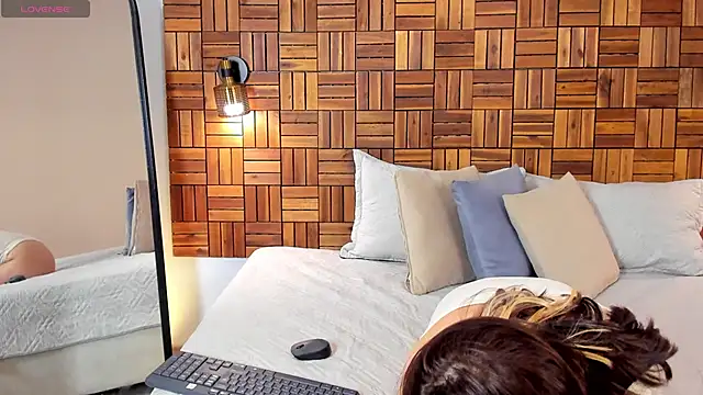 aleessiia online show from March 26, 2:26 pm