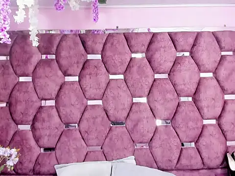 alana deivis online show from February 18, 2:53 am