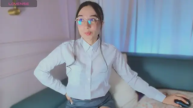 Dorothy valerisse online show from April 10, 10:33 am