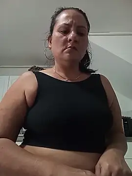 Mishell Perez online show from February 23, 7:25 pm