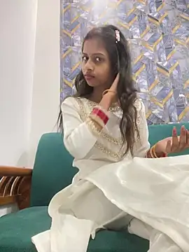 Snapshot of Rani1993 chatting on February 23, 6:19 pm Rani1993 online show from February 23, 6:19 pm