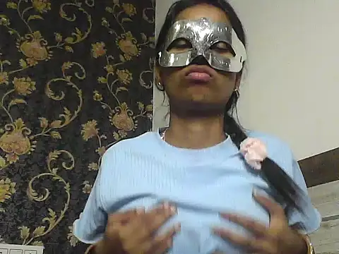 Snapshot of Rani1993 chatting on February 28, 8:14 am Rani1993 online show from February 28, 8:14 am