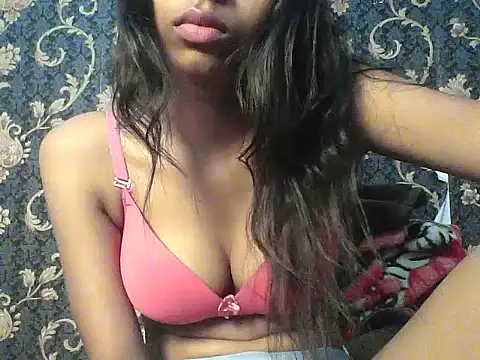 Rani1993 online show from March 9, 2:04 am