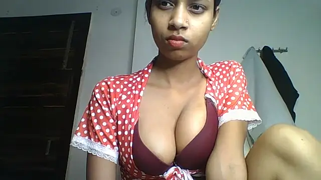 Snapshot of Rani1993 chatting on July 15, 7:54 pm Rani1993 online show from July 15, 7:54 pm