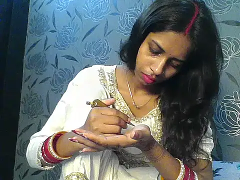 Rani1993 online show from March 12, 8:24 pm