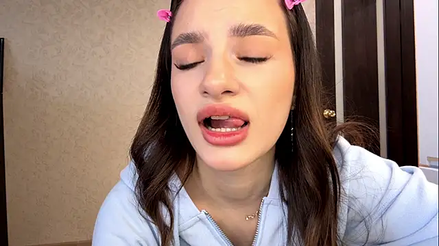 Kosandra k online show from March 7, 11:38 am