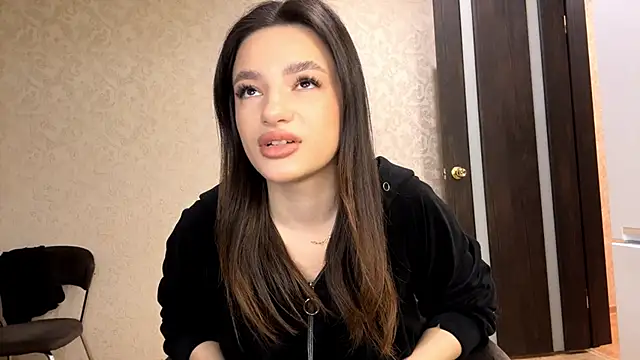 Snapshot of Kosandra_k chatting on February 28, 4:06 pm Kosandra k online show from February 28, 4:06 pm