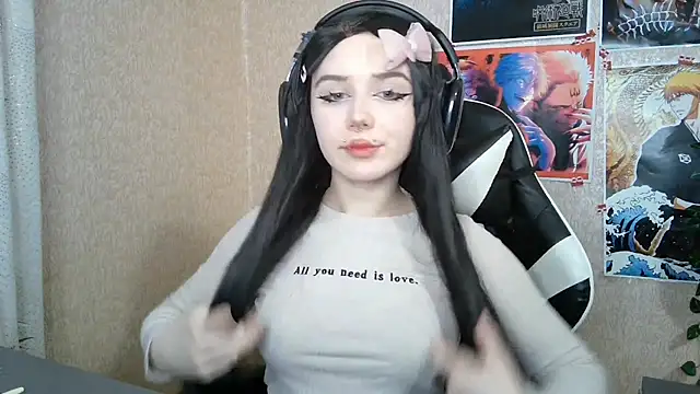 MilaTyan online show from April 5, 3:51 pm