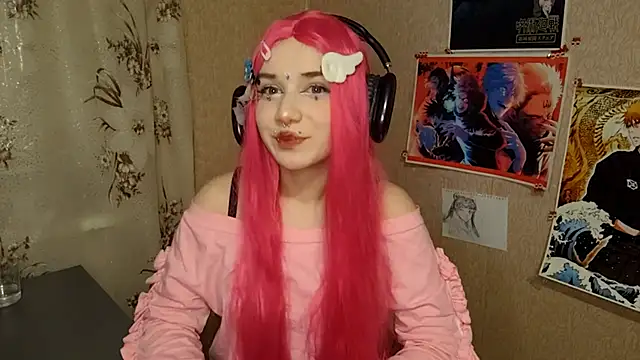 Snapshot of MilaTyan chatting on February 22, 5:25 pm MilaTyan online show from February 22, 5:25 pm