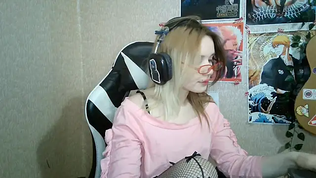 MilaTyan online show from April 3, 5:08 pm