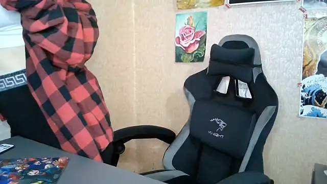 MilaTyan online show from April 18, 7:07 pm