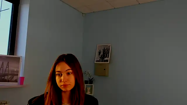 DarnellMcgown online show from February 18, 8:00 am