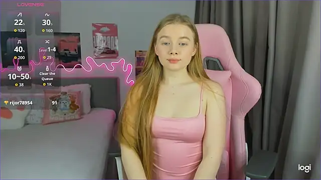 EvaRaee online show from February 19, 3:58 am