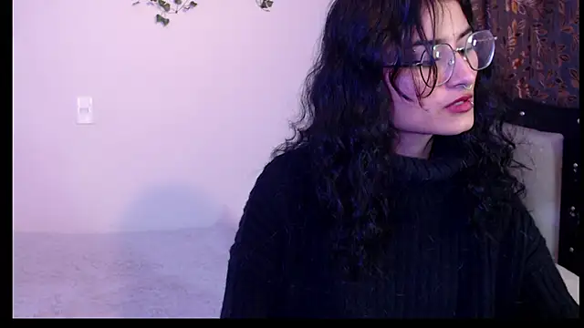 Lili  Clan online show from June 5, 11:54 pm