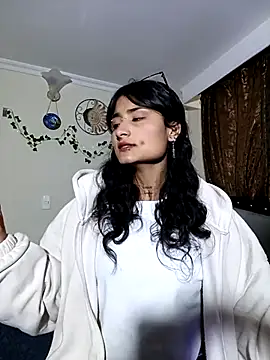 Lili  Clan online show from April 21, 4:24 pm