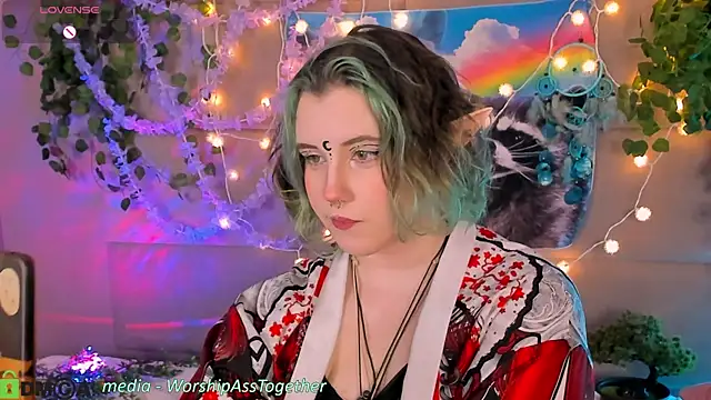 candy yeah online show from April 9, 1:07 am