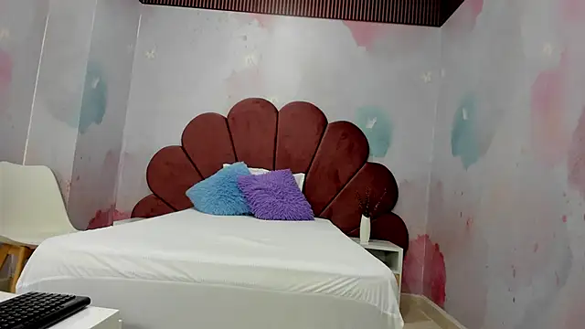 hillary bigbutt online show from March 15, 3:46 am