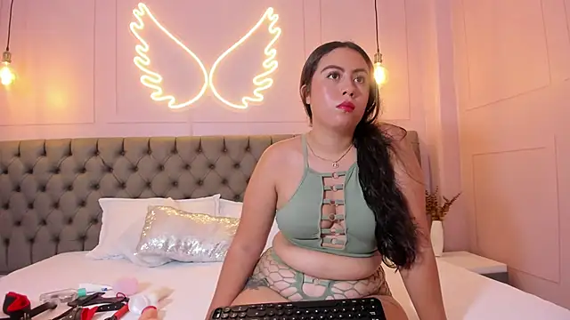 hillary bigbutt online show from March 3, 3:35 am