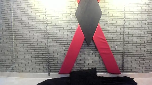 hillary bigbutt online show from May 21, 10:12 am