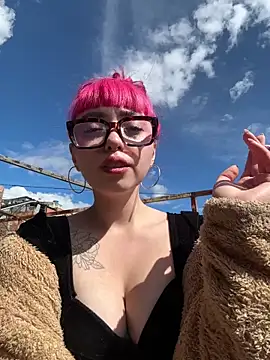 SweetGigi420 online show from February 21, 8:00 pm