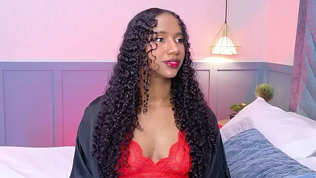 Chloe-Rose- online show from March 16, 5:15 am