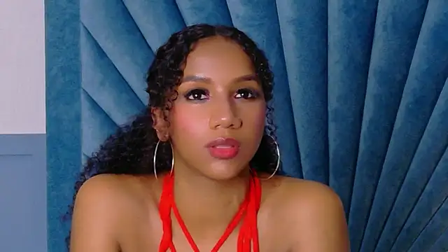 Snapshot of Chloe-Rose- chatting on July 15, 6:04 pm Chloe-Rose- online show from July 15, 6:04 pm