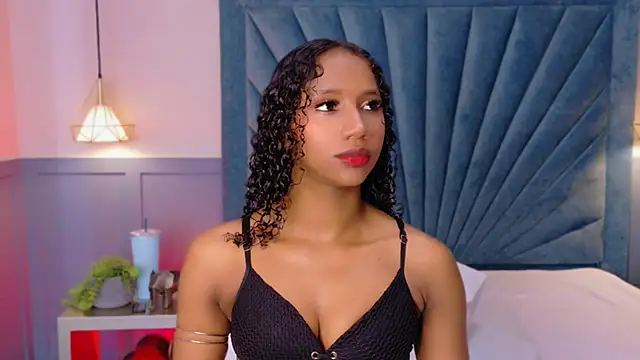 Chloe-Rose- online show from May 23, 8:57 am