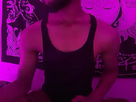 Snapshot of Robyne_xx chatting on February 19, 5:43 pm Robyne xx online show from February 19, 5:43 pm