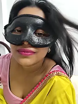 Cute-aryaa online show from April 27, 3:32 pm