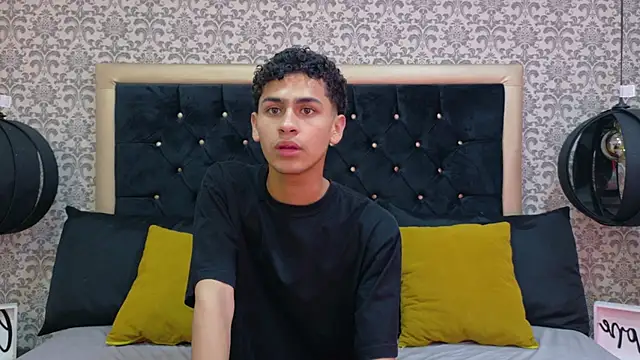 Dark Sultan online show from February 18, 8:05 pm