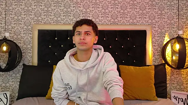 Dark Sultan online show from February 19, 7:33 pm