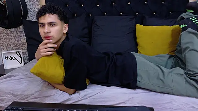 Dark Sultan online show from February 17, 9:01 pm