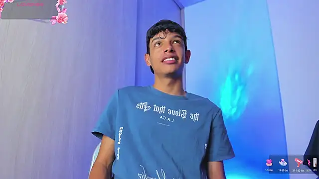 Maxfrost1 online show from April 15, 12:49 am