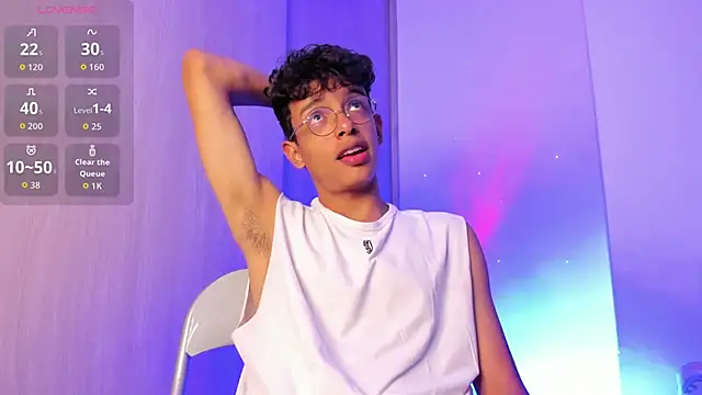 Maxfrost1 online show from March 22, 11:39 pm