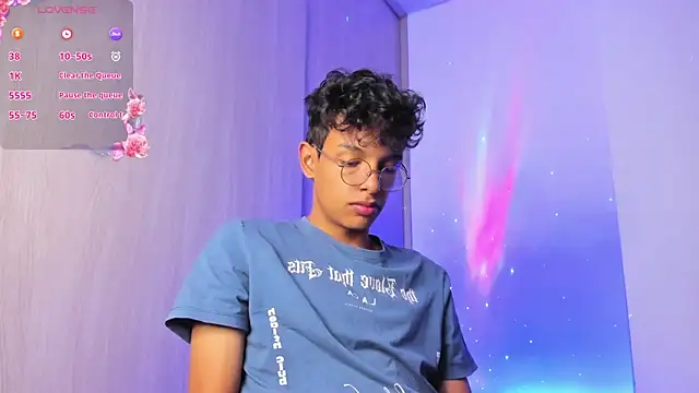 Maxfrost1 online show from April 3, 12:17 am