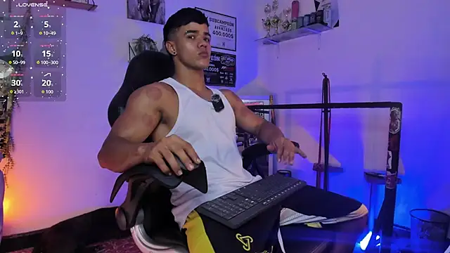 Rob zaens33 online show from March 14, 3:40 pm