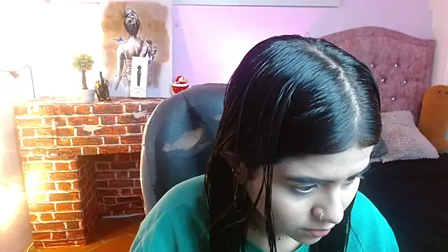 mila quin online show from April 5, 12:56 pm