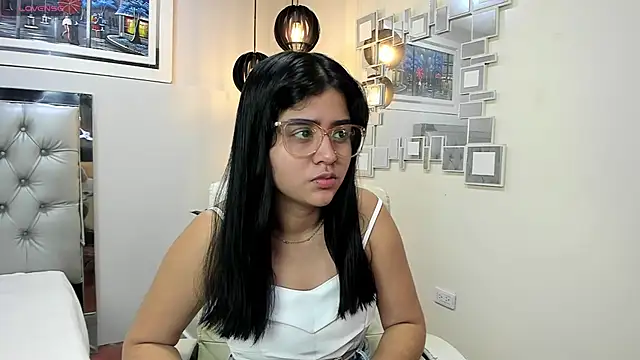 Snapshot of mila_quin chatting on May 31, 12:11 pm mila quin online show from May 31, 12:11 pm
