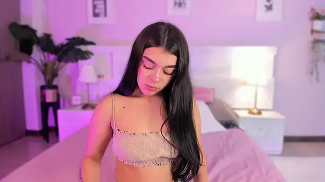 Lummii  online show from March 31, 7:05 pm