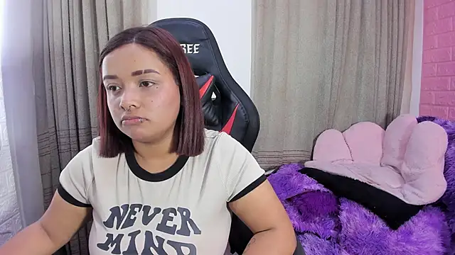 Sienna Lux01 online show from February 25, 5:57 pm