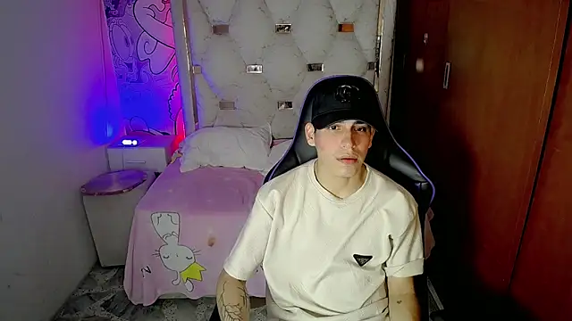 Bby cash  online show from February 25, 8:52 pm