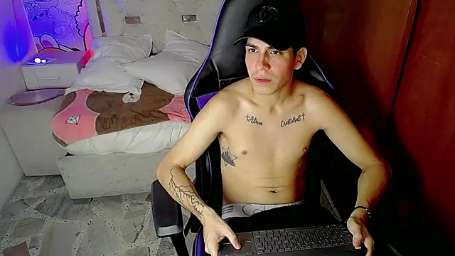 Bby cash  online show from February 26, 8:20 pm