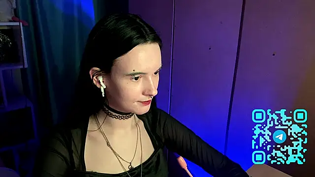 MabelDefina online show from March 26, 11:08 am