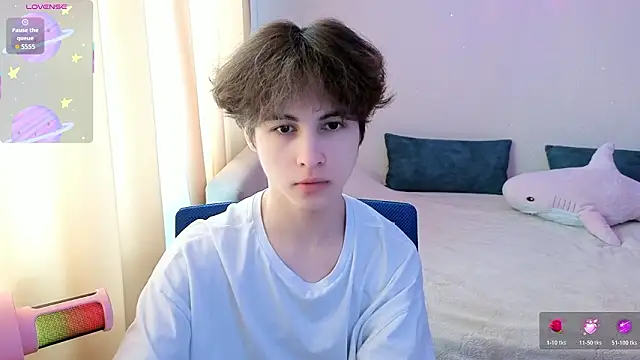  LukaHayes  online show from February 22, 11:34 am