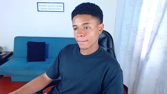 liiam3 online show from March 18, 9:48 pm