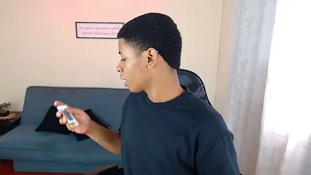 liiam3 online show from February 23, 9:04 pm