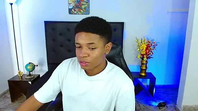 liiam3 online show from April 11, 9:07 pm