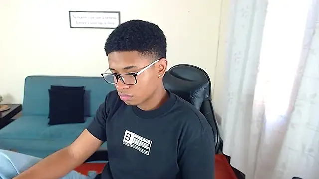 liiam3 online show from March 19, 9:37 pm