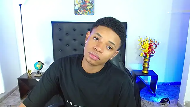 liiam3 online show from April 10, 8:38 pm