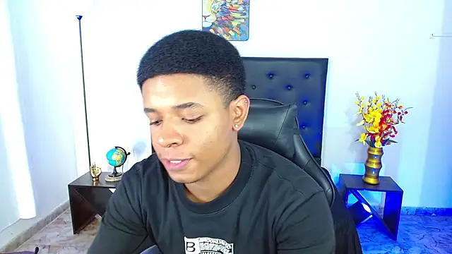 liiam3 online show from April 13, 9:08 pm